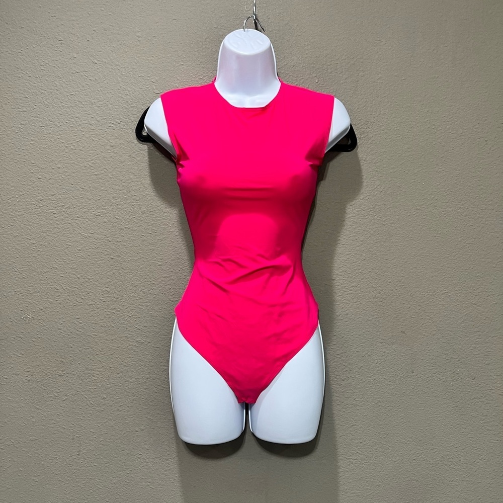 ALIX NYC Lenox Crewneck Bodysuit Size S Color Cerise - Picture 3 of 7
